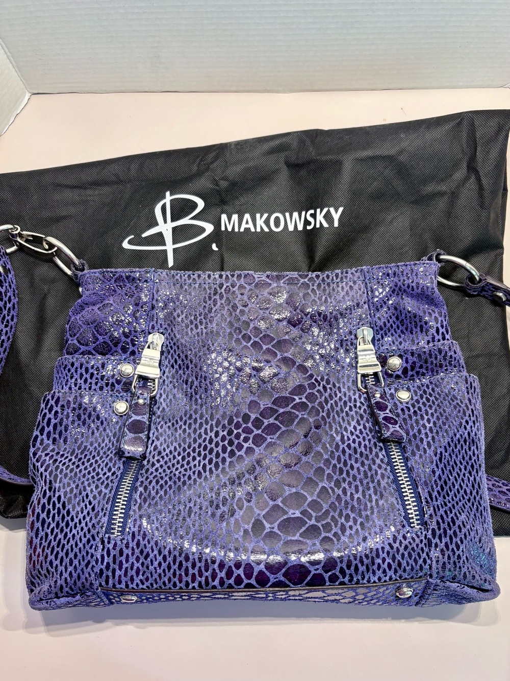 B. Makowsky Blue Leather Purse